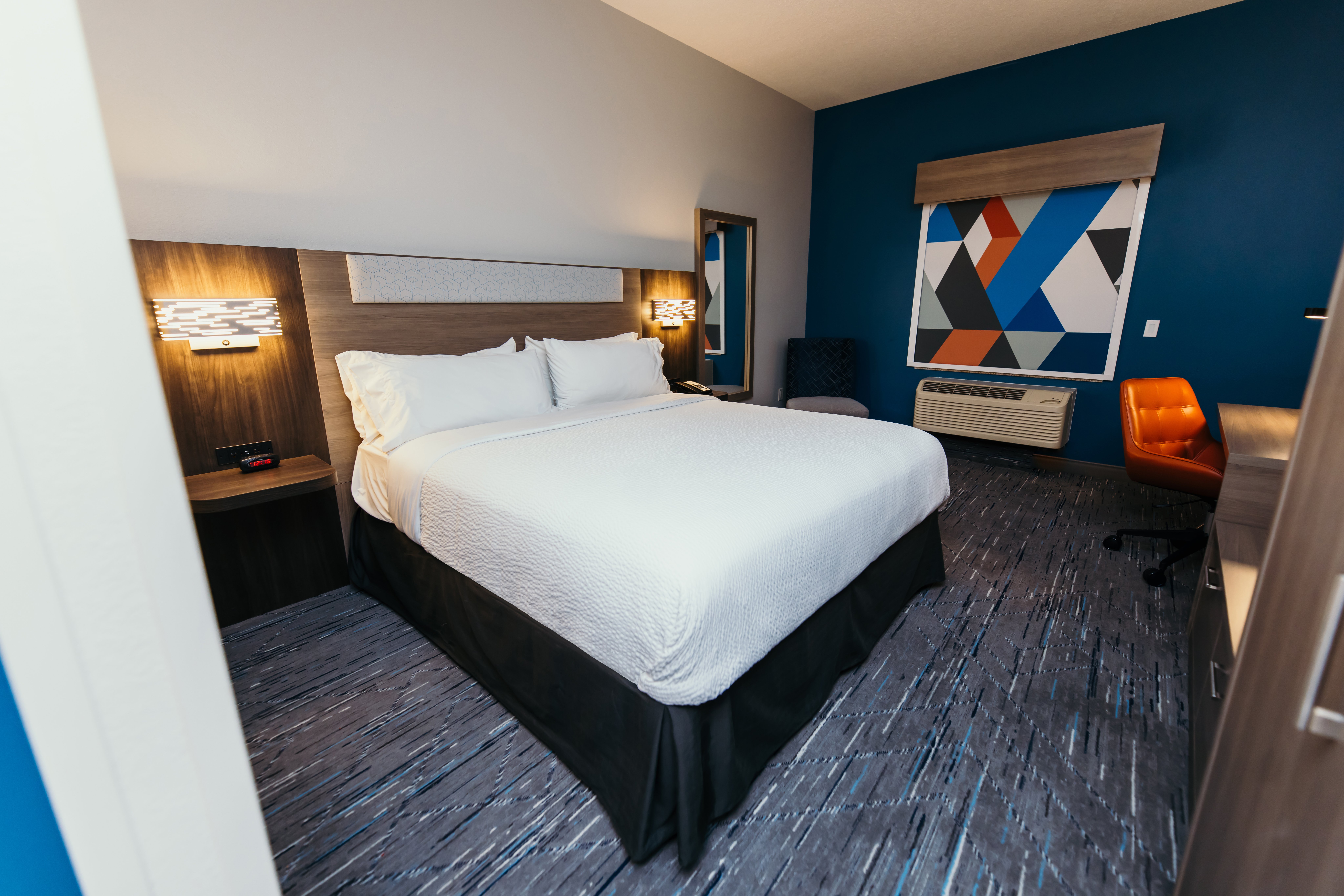 Executive, King Bed