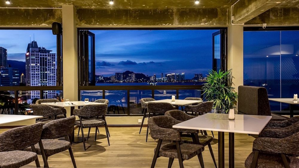 HOTEL MALAYSIA 38/45