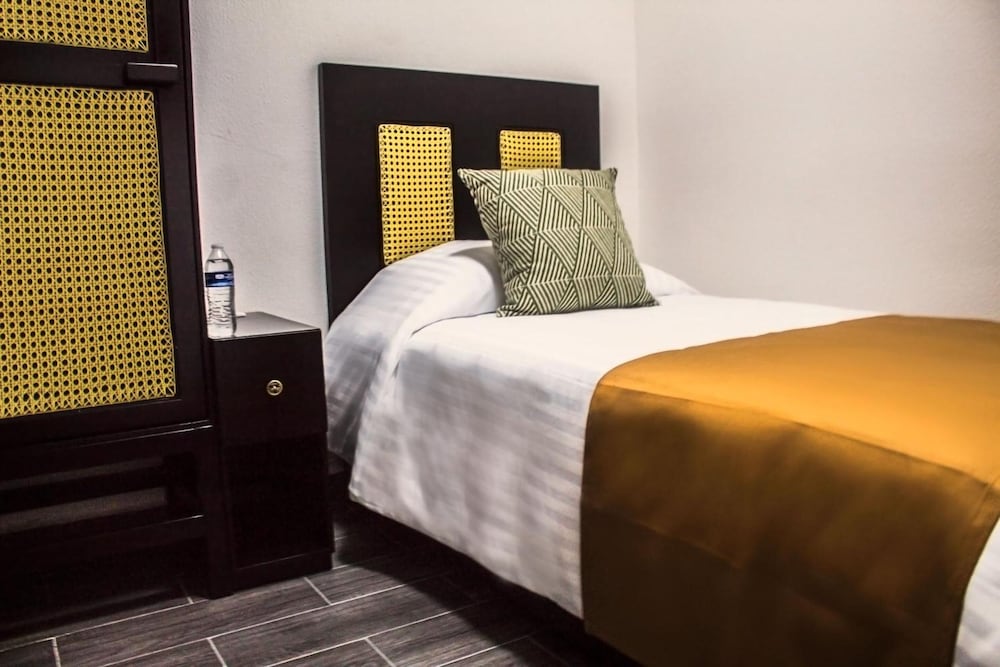 Hotel Mucara 19/34
