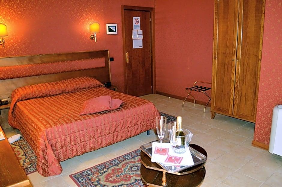 Hotel Shasa Roma 46/61