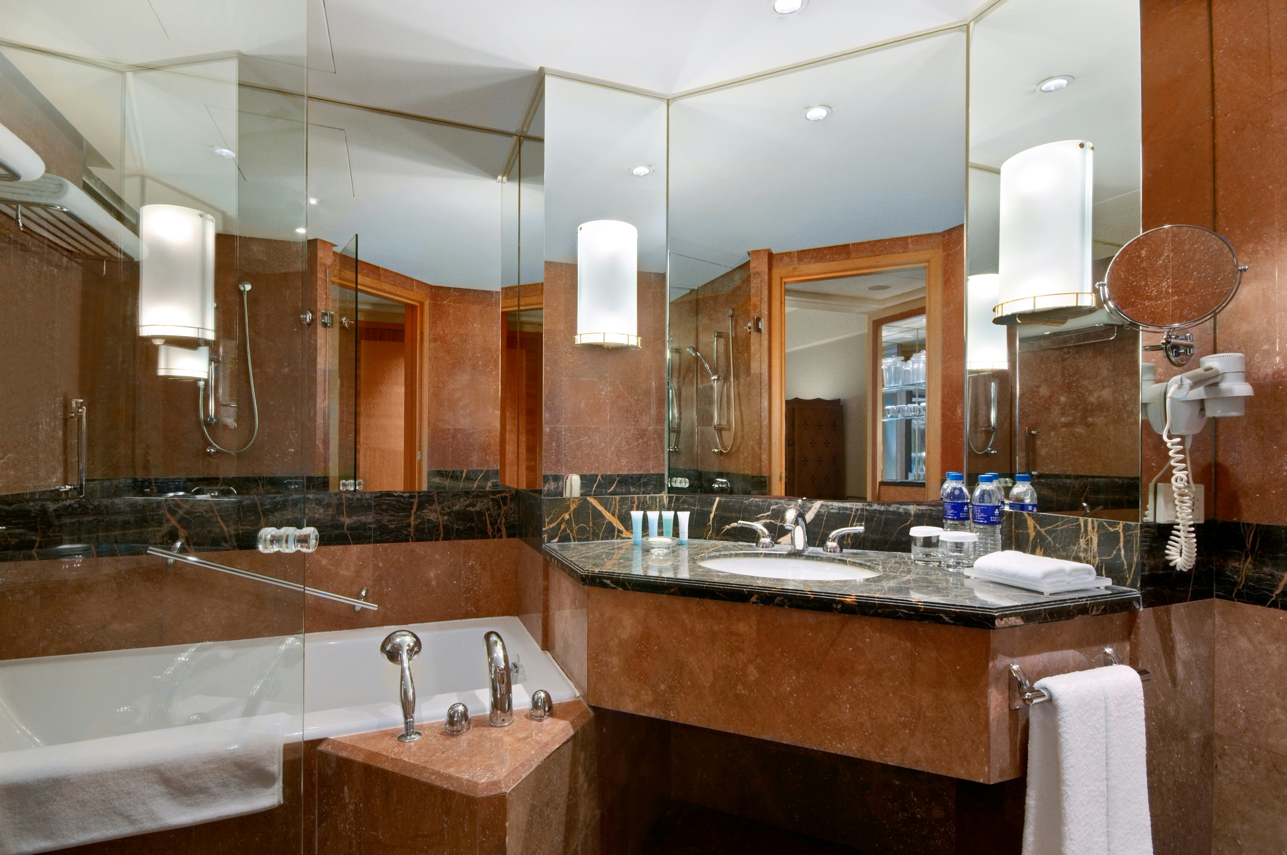 SUITE, APARTMENT, KING BED