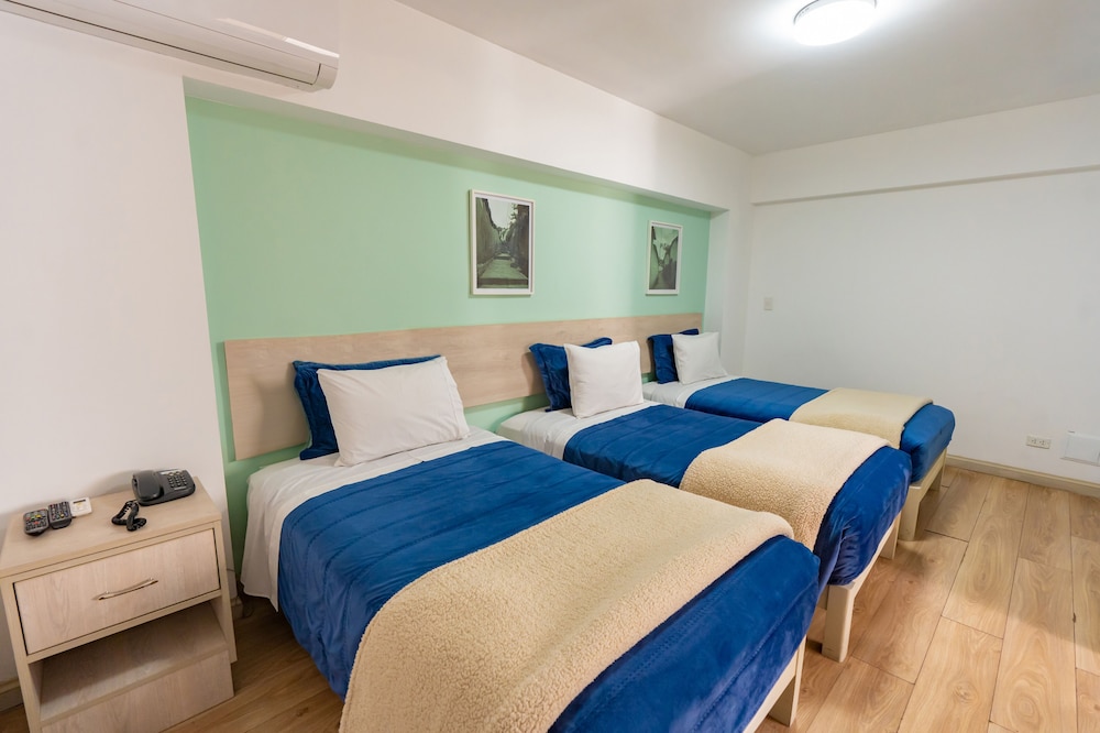 FAMILY, TRIPLE, 3 BEDS