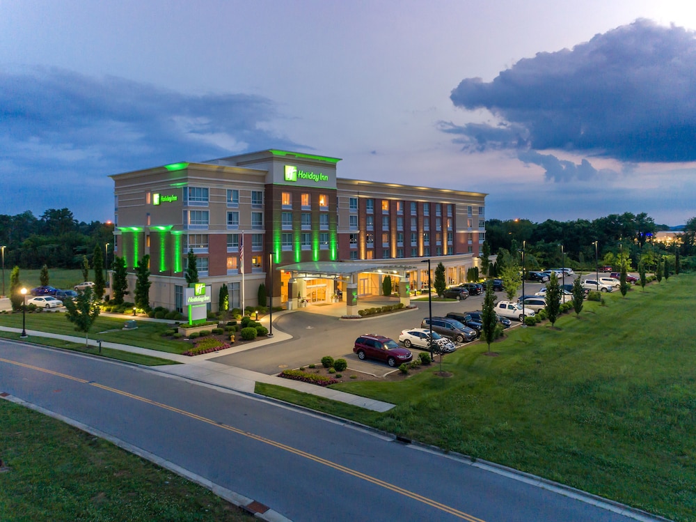 Holiday Inn Murfreesboro 5/54