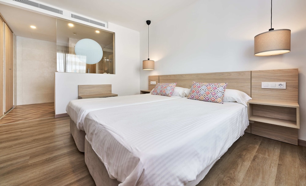 Sinfony Canyamel Apartments 15/50