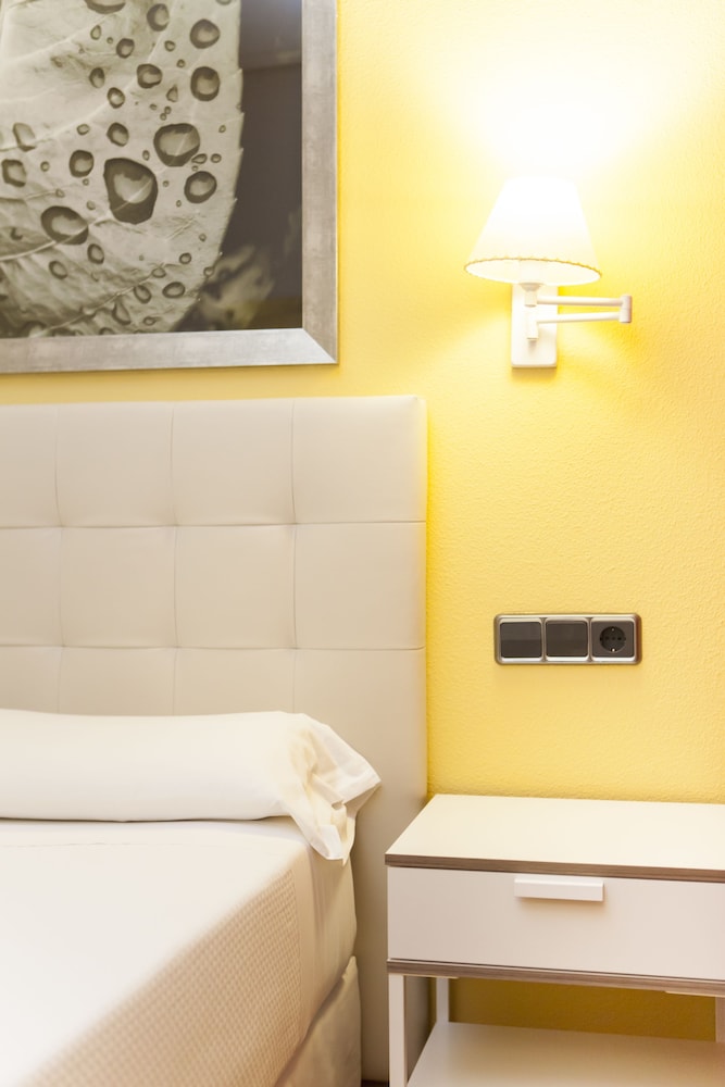 Hotel Sercotel Tres Luces 17/62