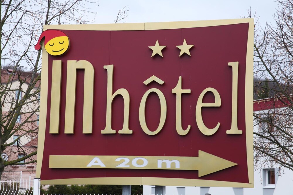 In Hotel 6/54