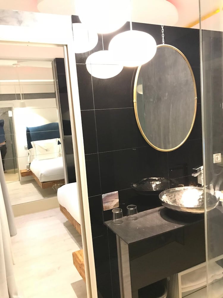 AB Design Suites 44/50