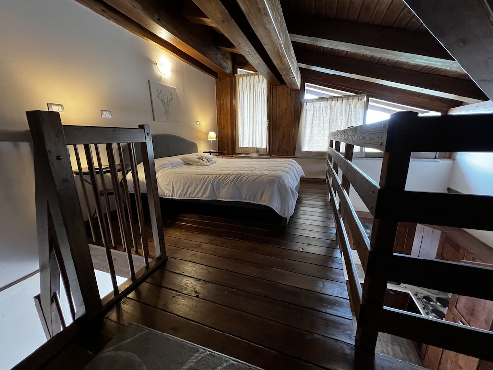 2 Bedrooms, Apartment, Two Story, Balcony