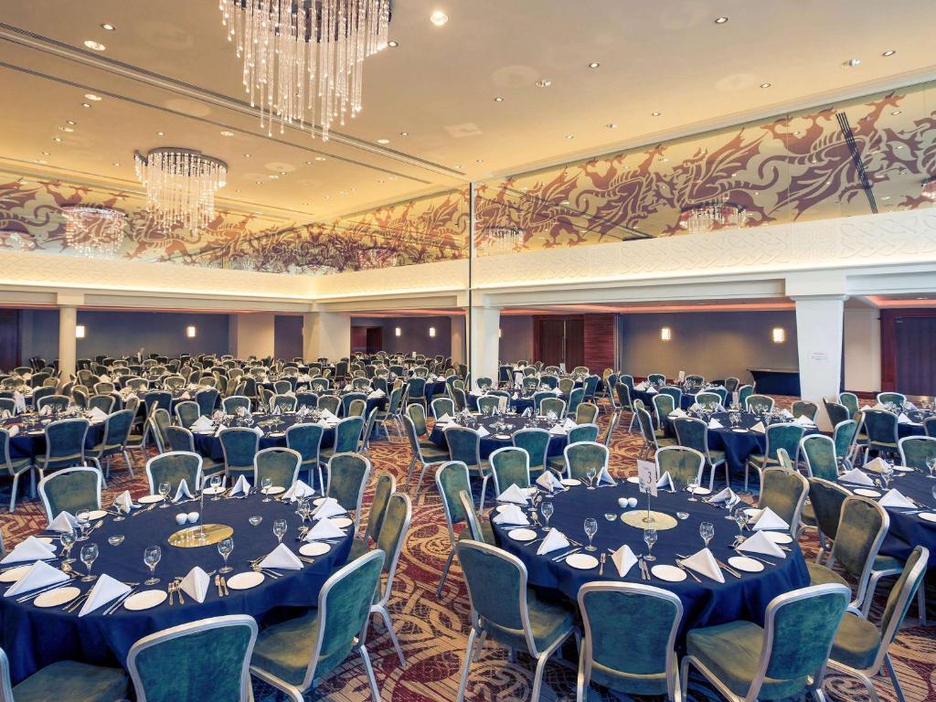 The Luxury Central Cardiff Signature Hotel By Belvilla 42/48