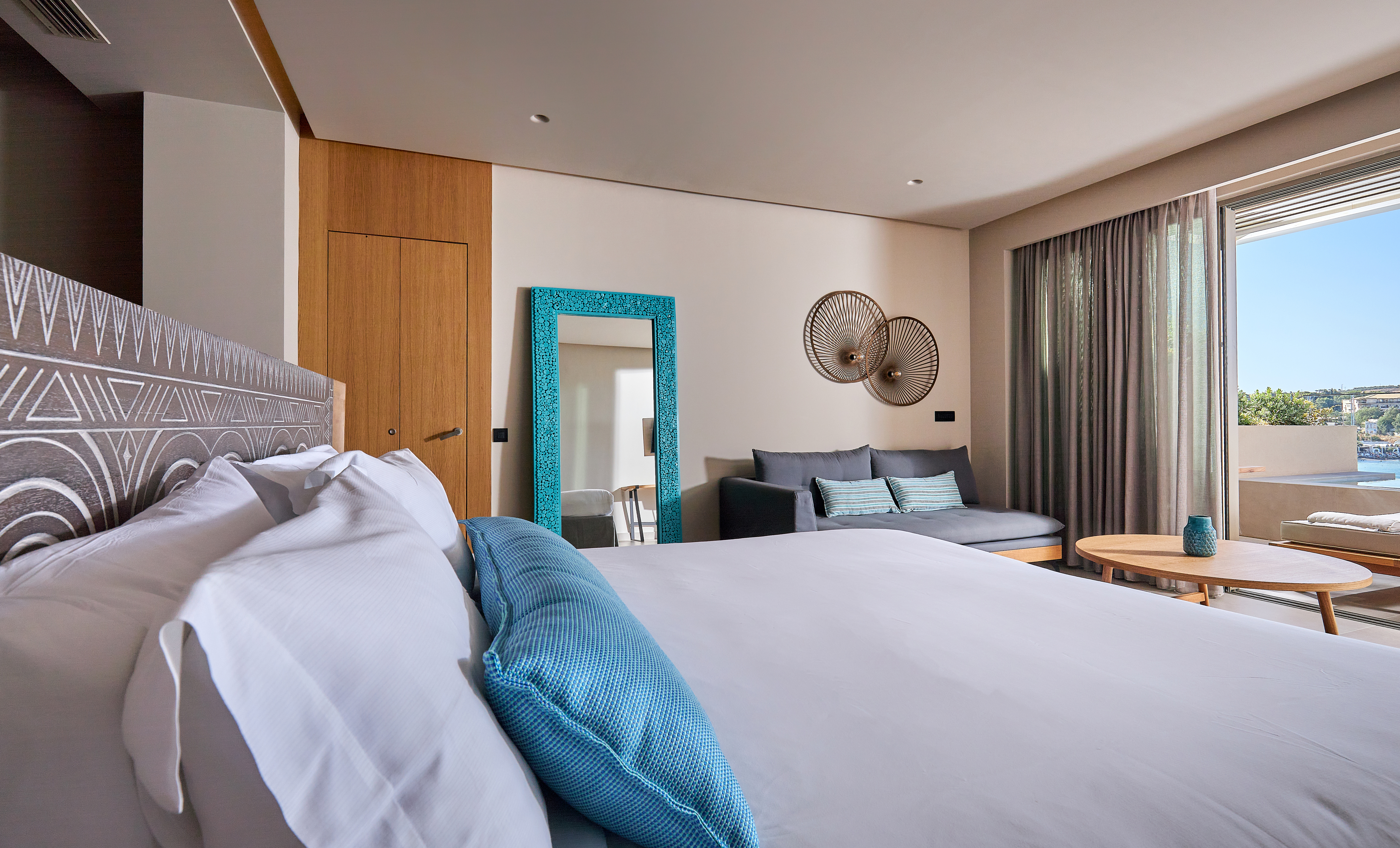 AQUAMARINE SUITE SEA VIEW WITH PLUNGE POOL
