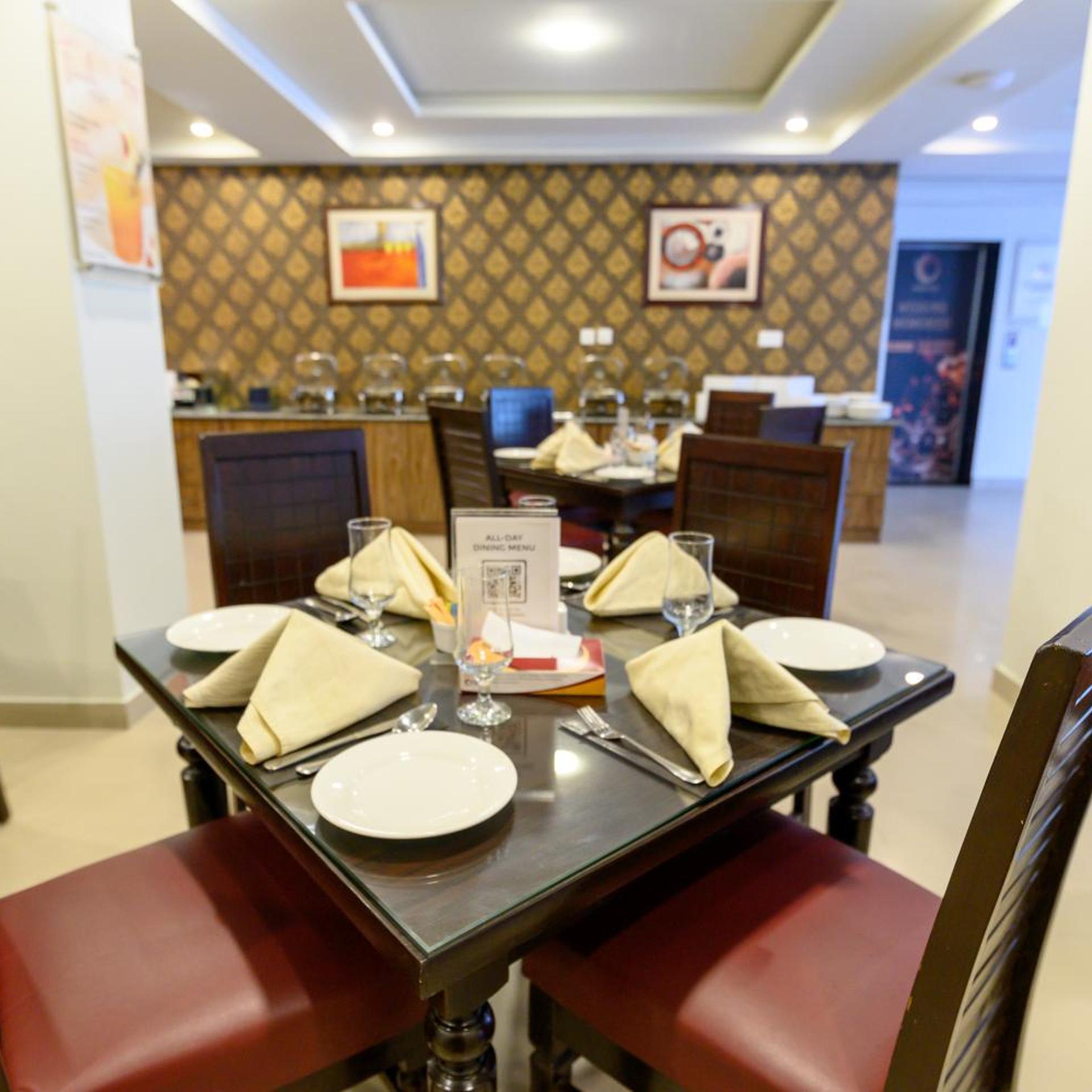 Hotel One Jinnah 32/41