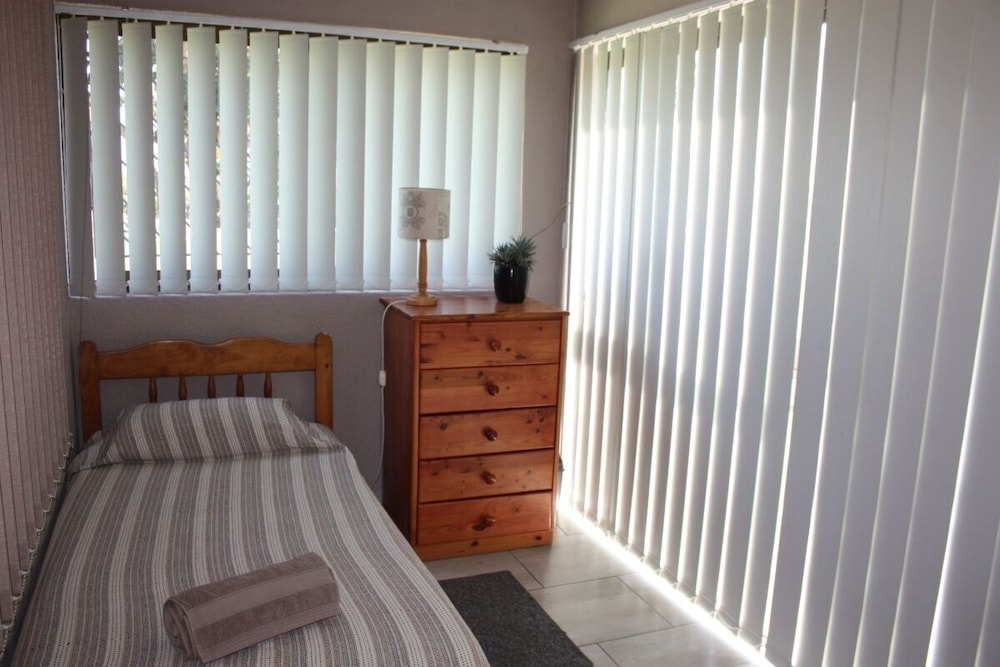 Amies Self-Catering Apartments 8/30