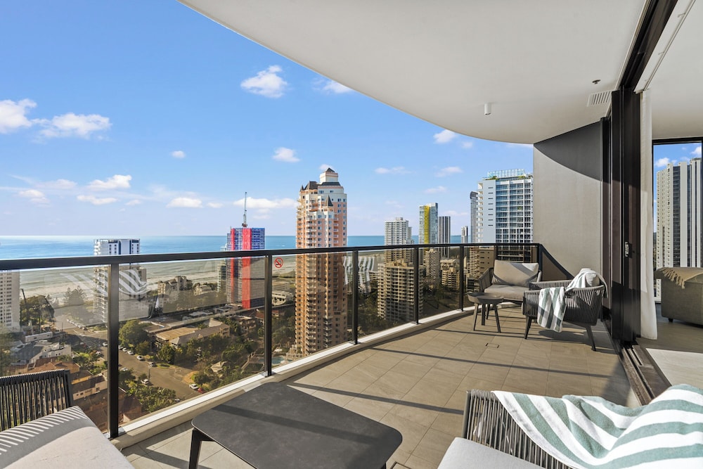 Encore Broadbeach 25/50