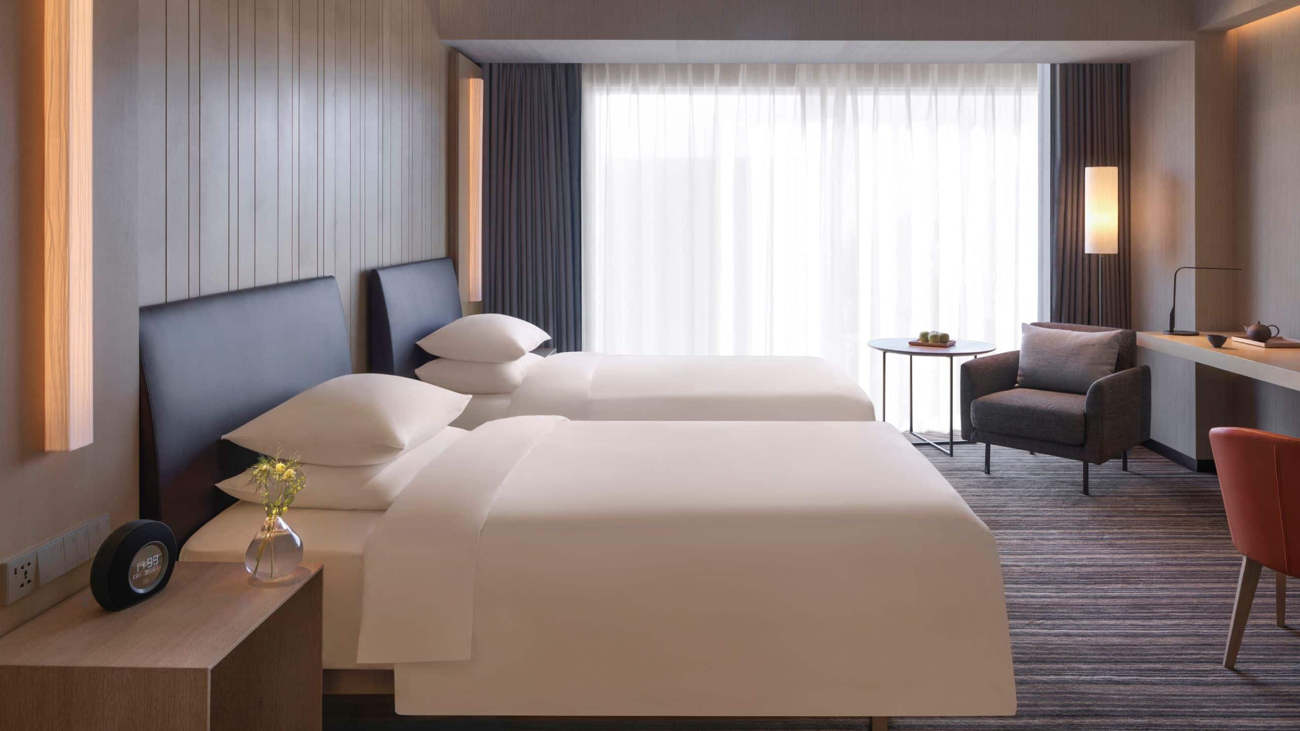Standard, Twin Beds