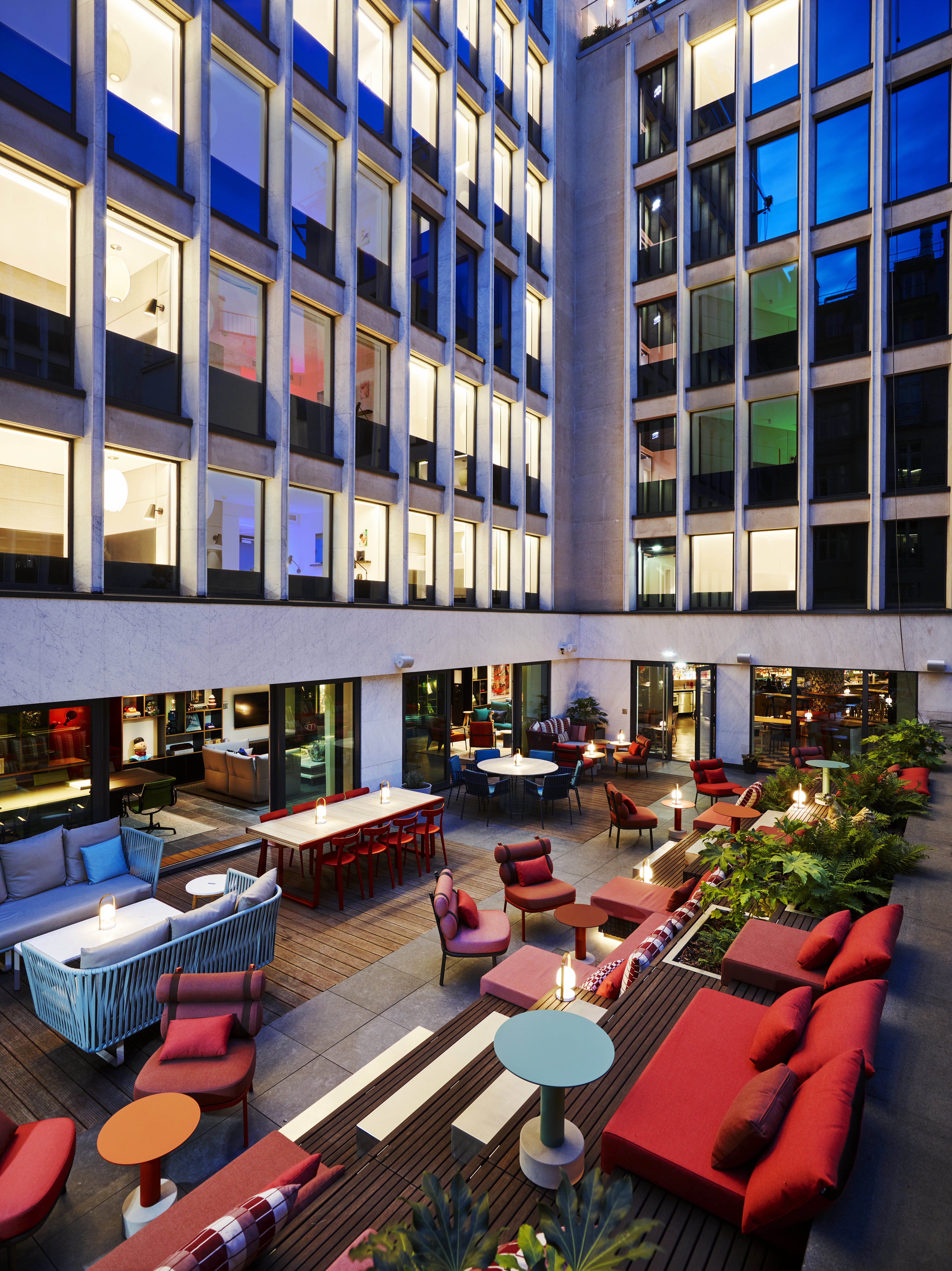 CitizenM Paris Champs Elyses hotel 31/34