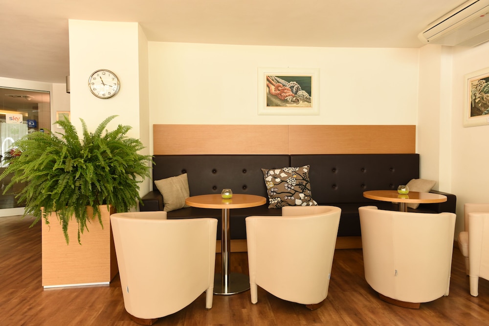 Hotel Polo 37/72