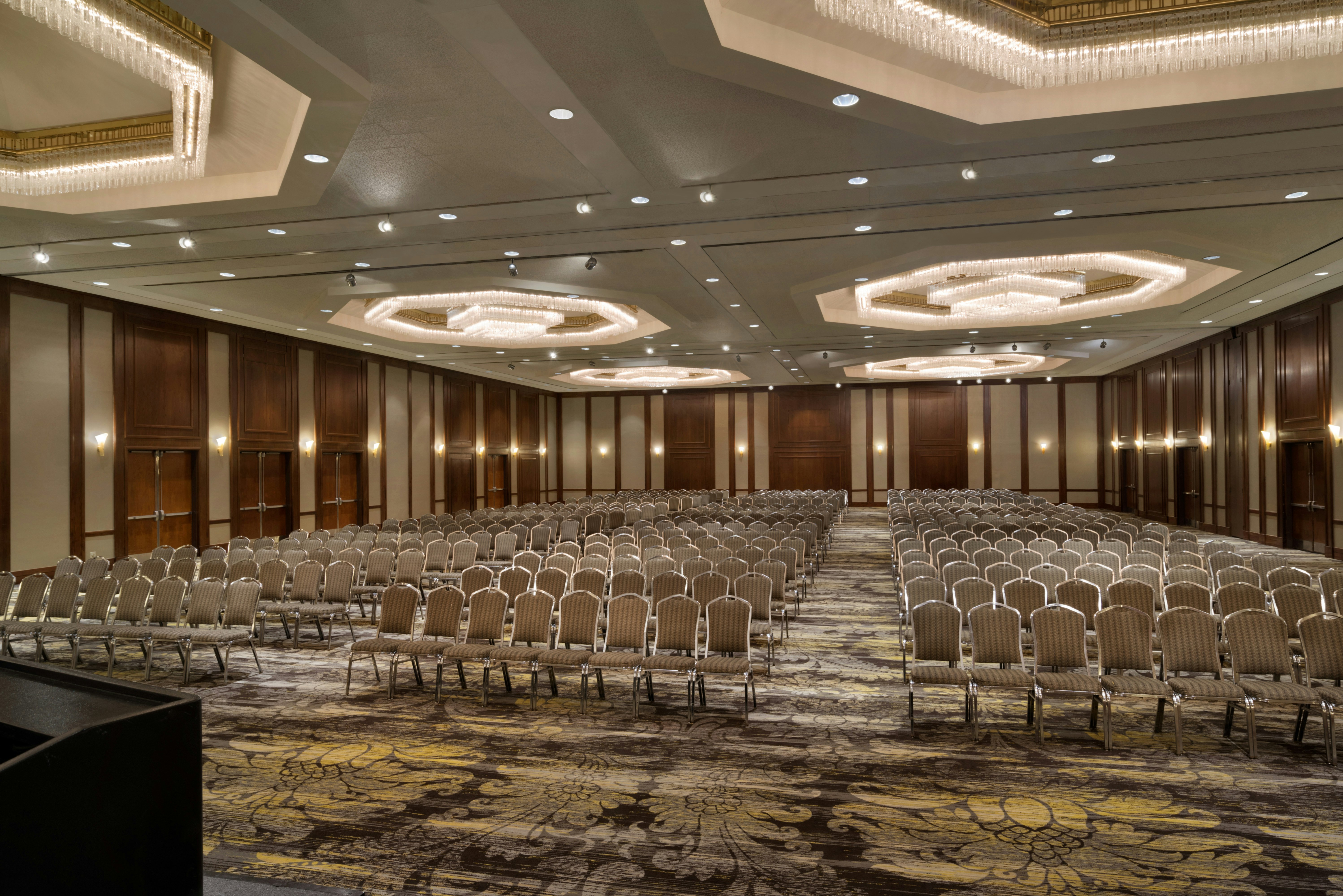 DoubleTree by Hilton Stamford 45/48