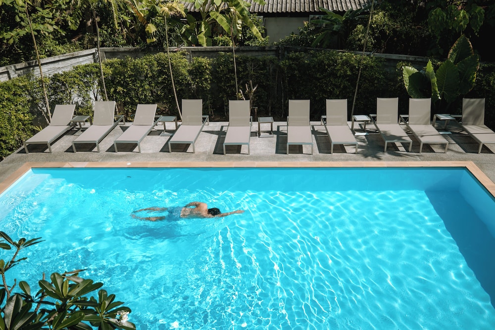 Seaside Naithon Phuket 8/54