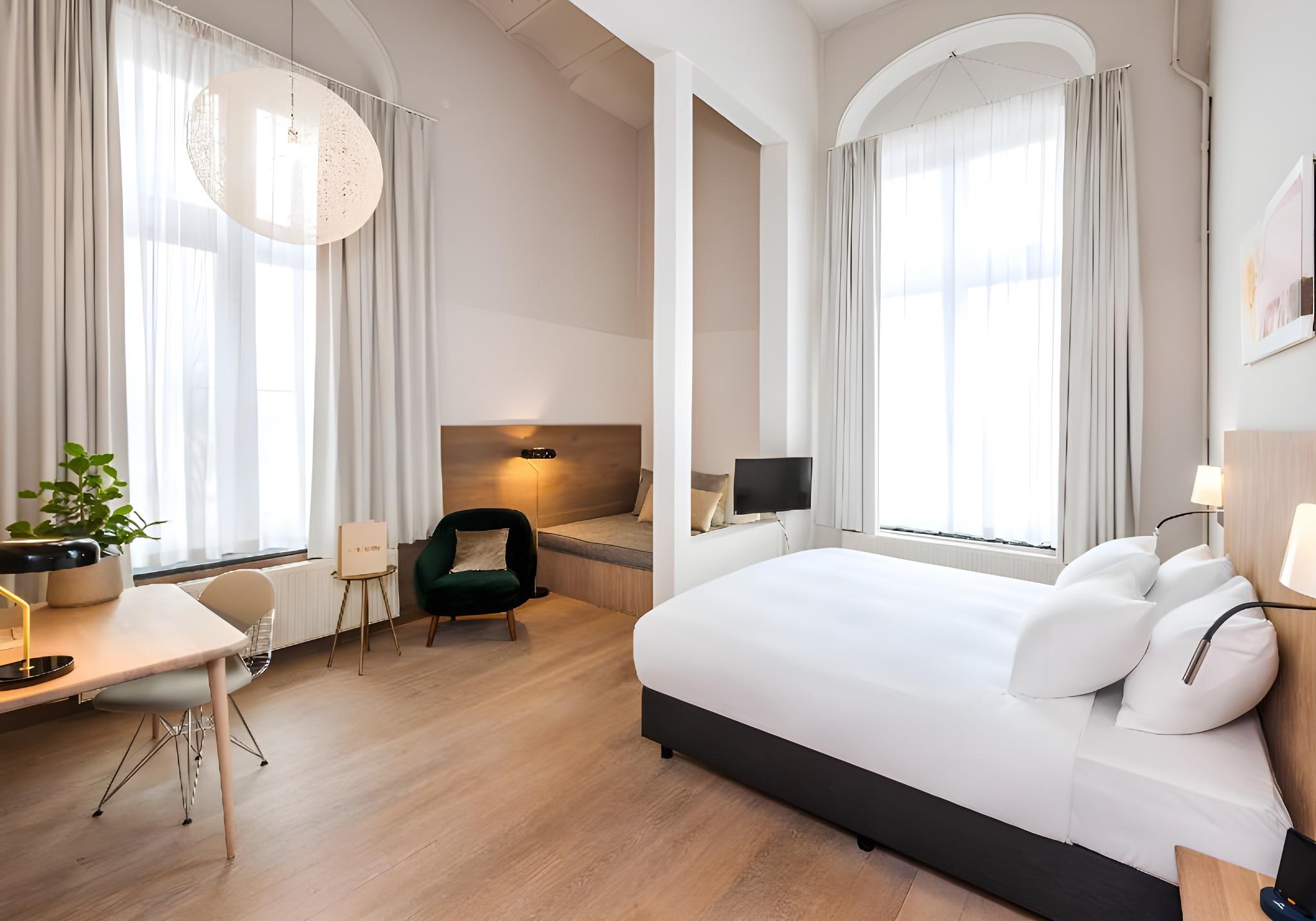 Super, Comfy, Double and Twin Beds