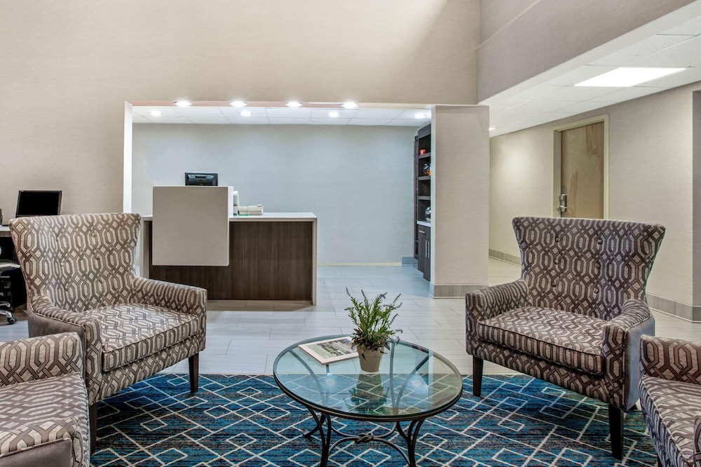 La Quinta Inn by Wyndham Radford 30/44