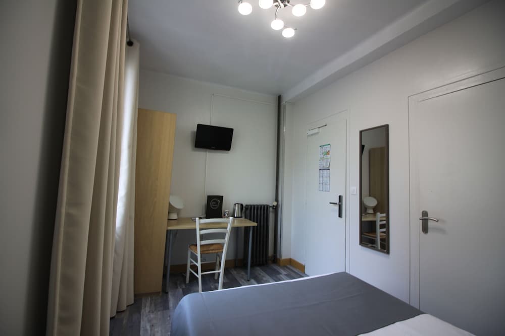 L Univers Hotel 23/41