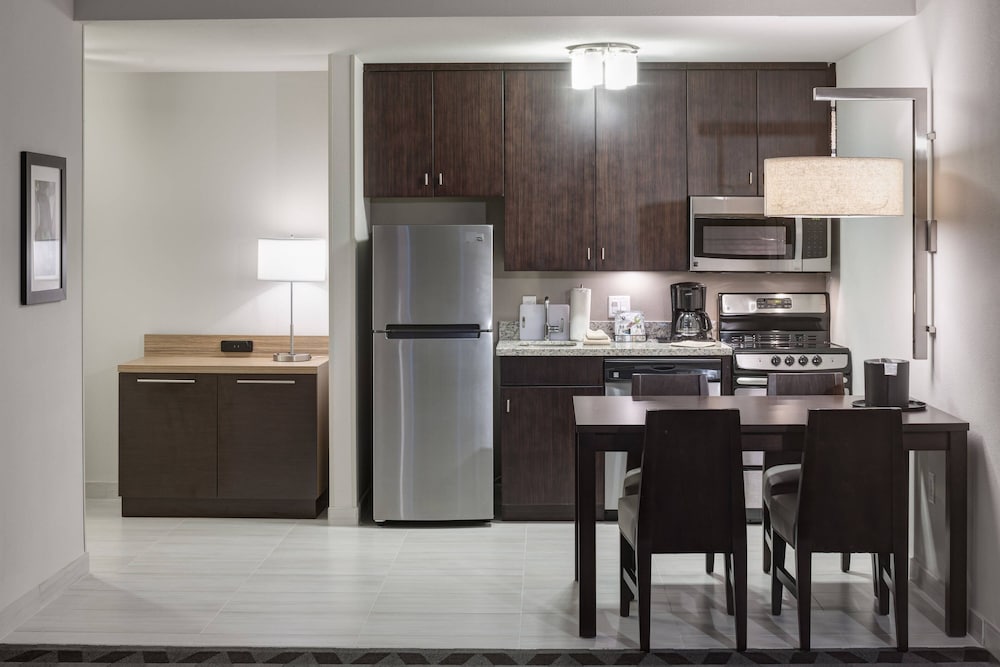 Towneplace Suites By Marriott Orlando At Sea World 46/57