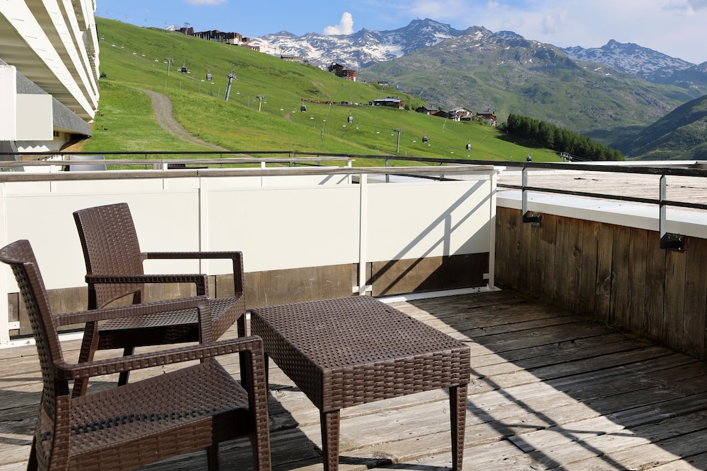 SOWELL RESIDENCES Cret Voland 33/50
