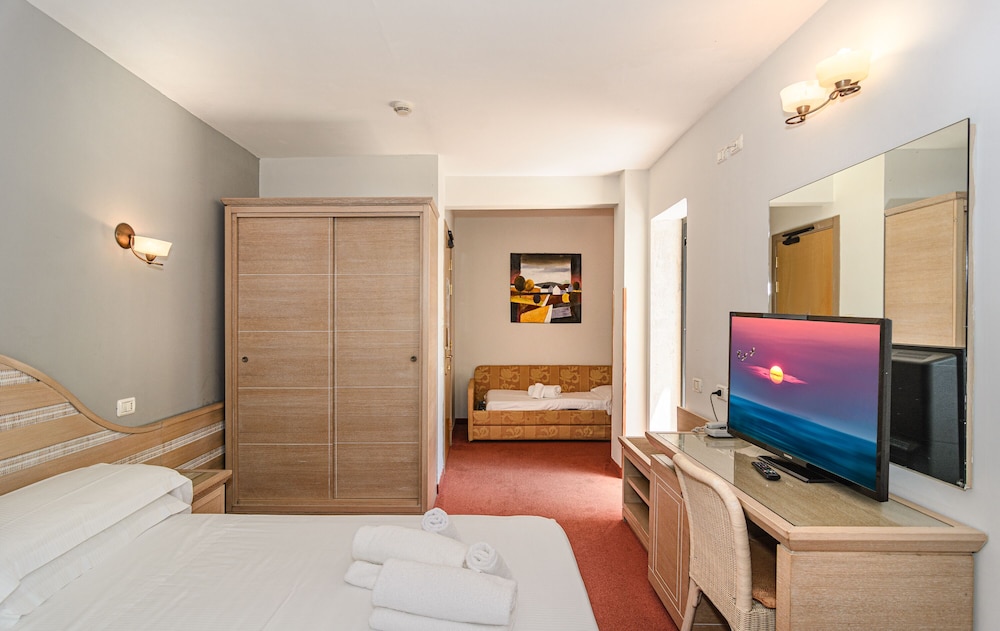 Hotel Nedy 7/47