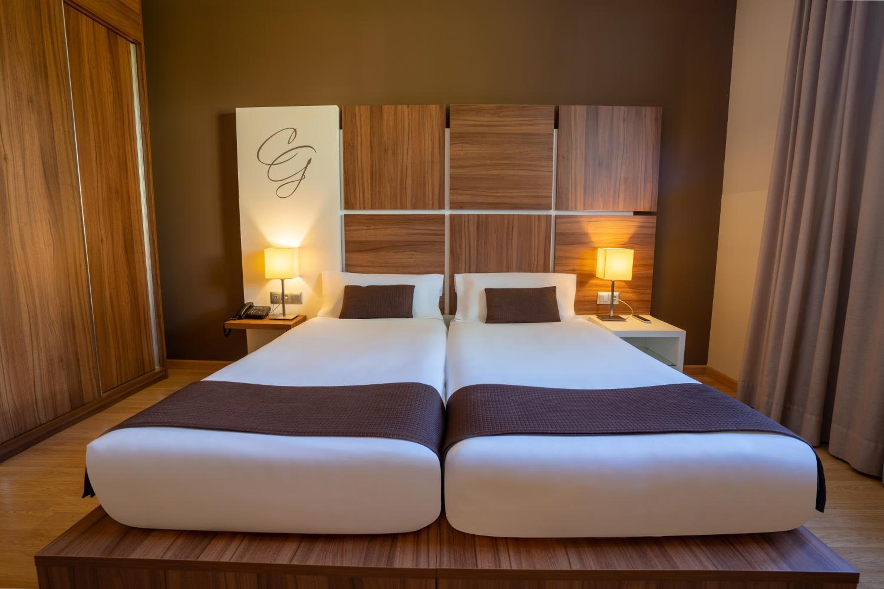 غرفة سوبيريور بسريرين منفصلين، Hotel Can Galvany 4/8