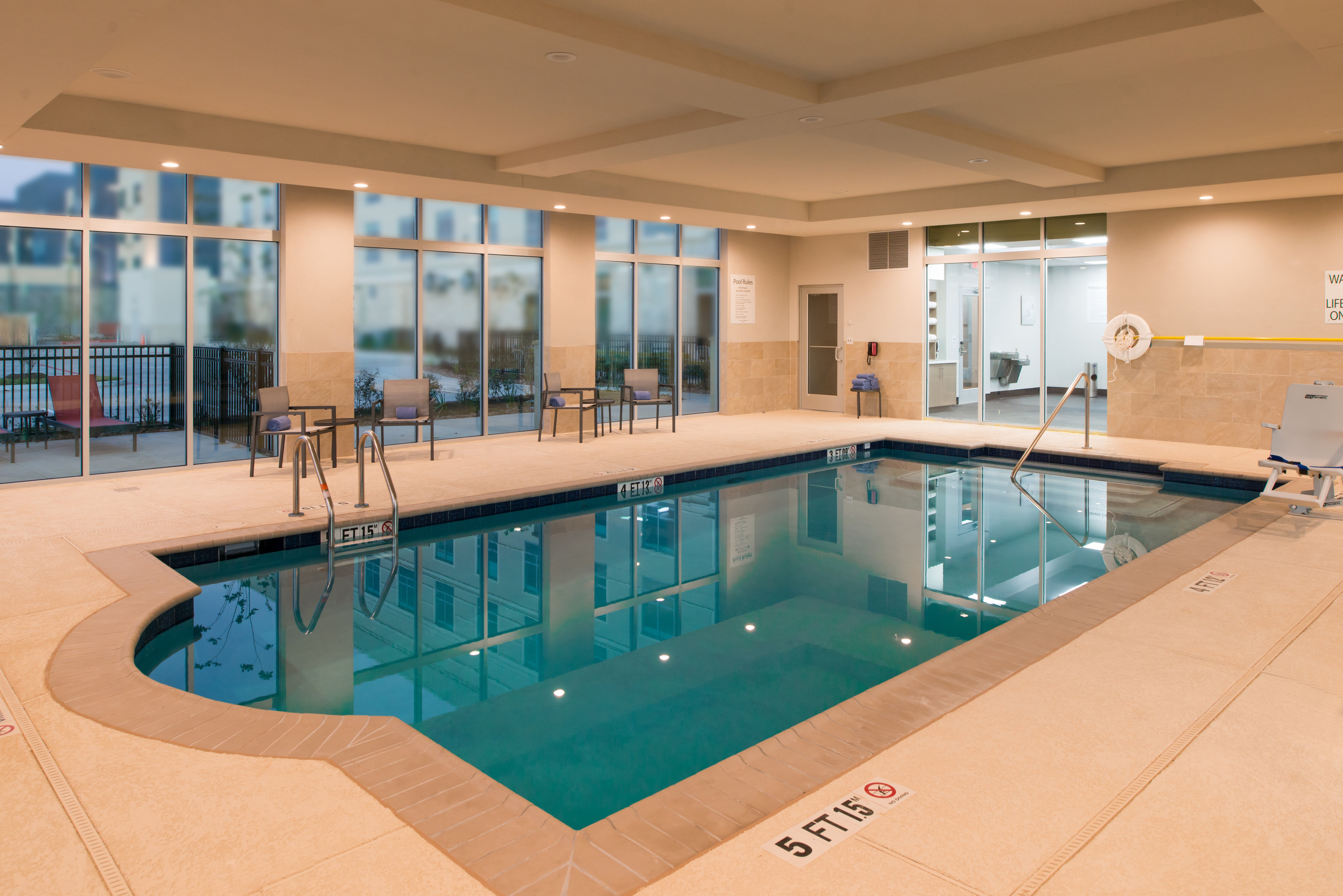 Holiday Inn Hotel Suites Houston West Katy Mills 26/54