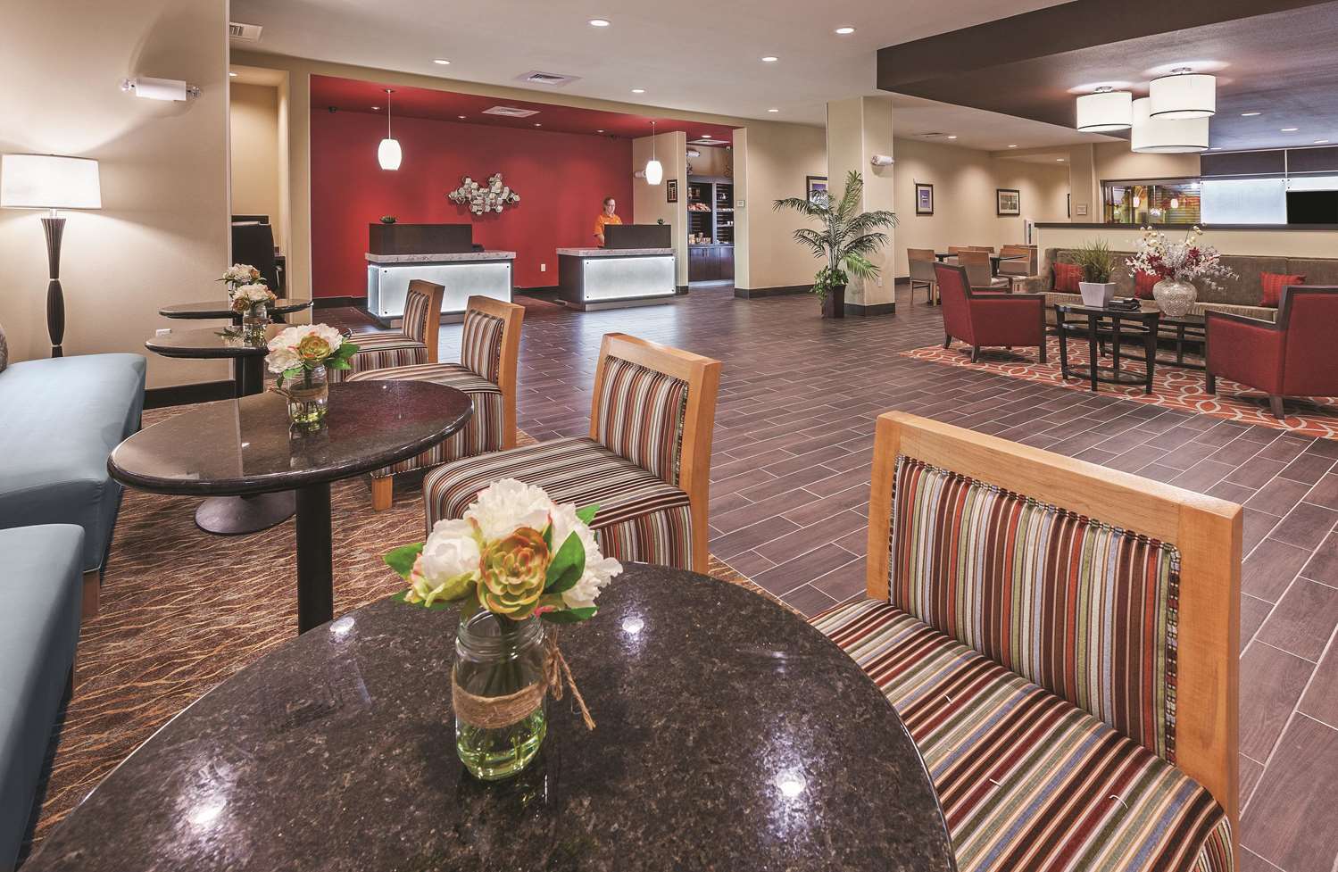 La Quinta Inn & Suites by Wyndham Wichita Falls - MSU Area 27/40