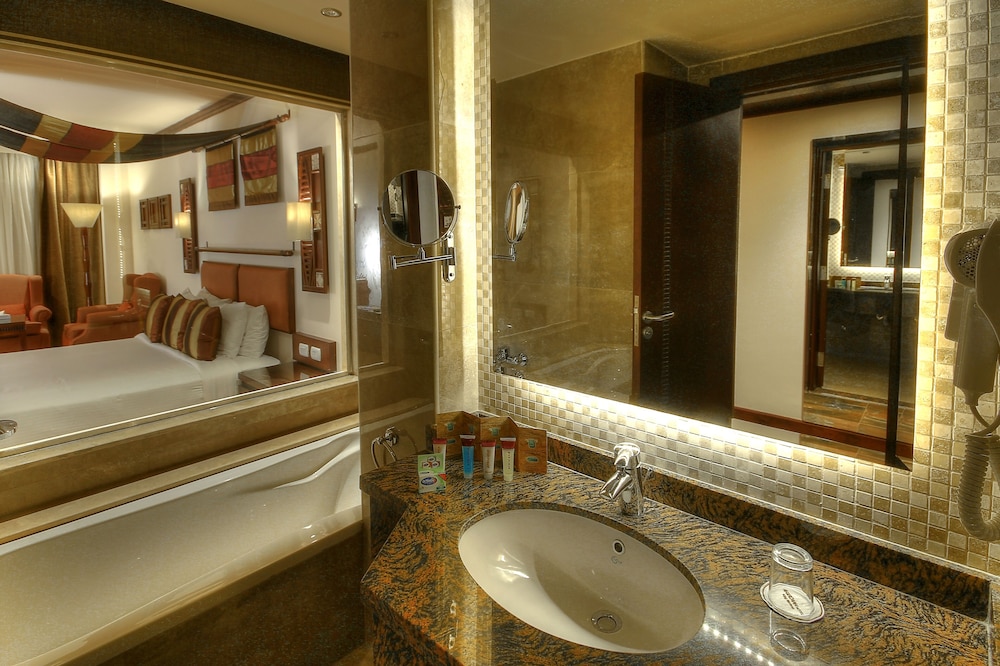 Africana Hotel & Spa 59/69