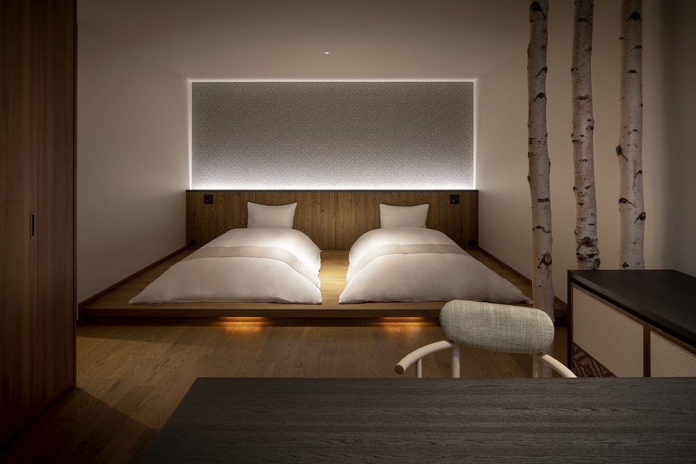 Western, 3 Beds, Outdoor Bath