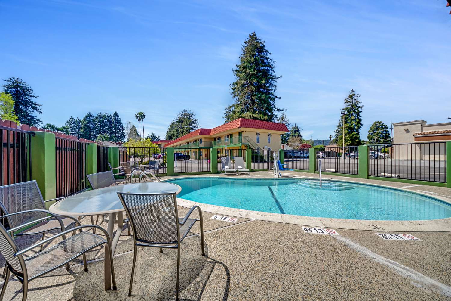 Quality Inn Santa Cruz Downtown Area 42/42
