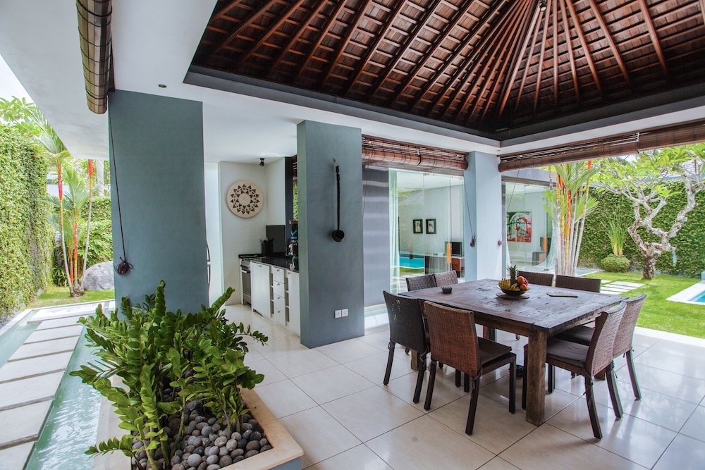KEMBALI VILLAS 33/50