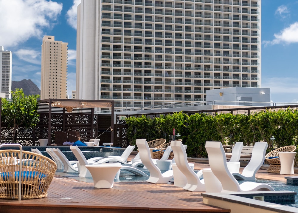 HYATT CENTRIC WAIKIKI BEACH 63/69