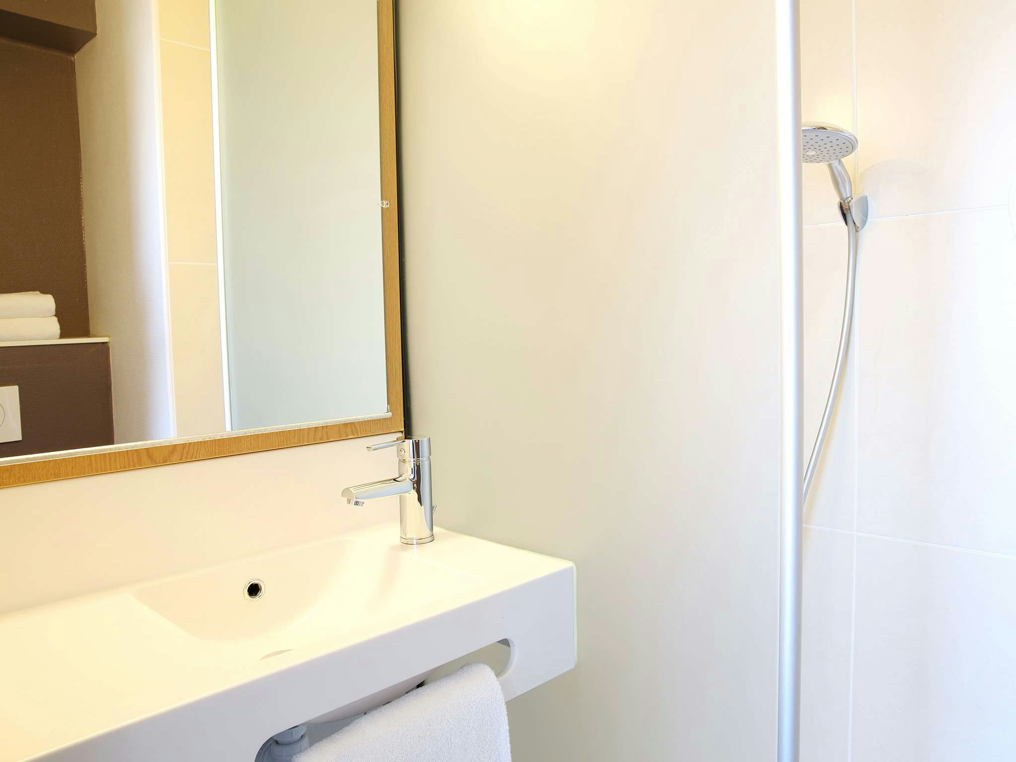 B&B HOTEL Marseille Aeroport Saint-Victoret 13/13