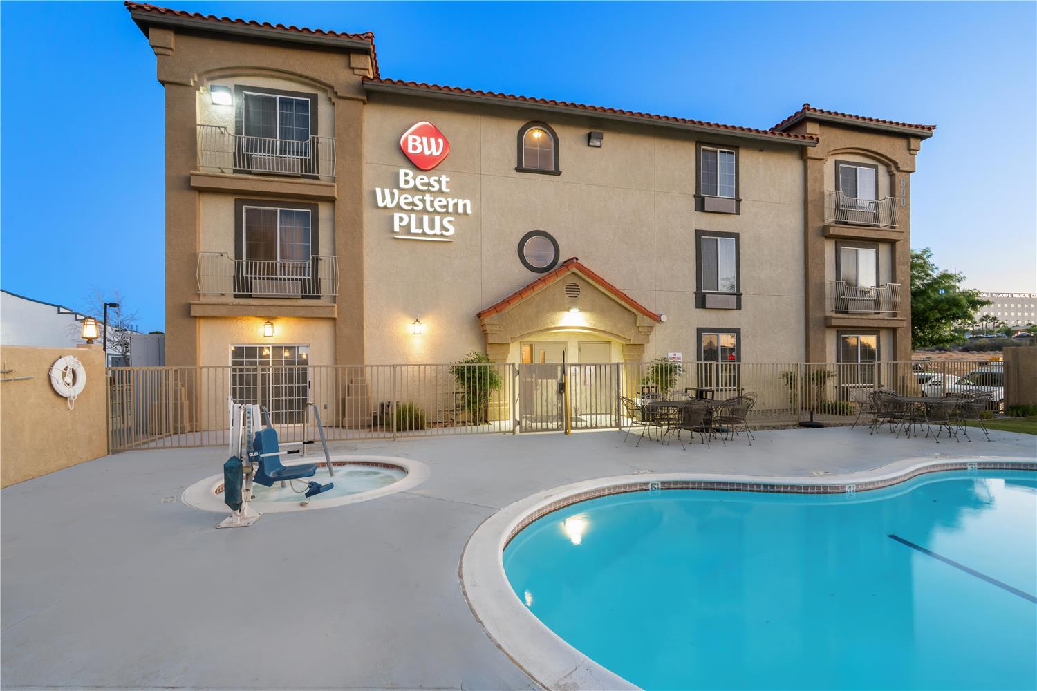 Best Western Plus John Jay Inn & Suites 5/37