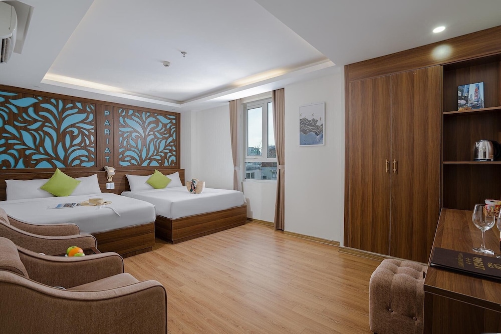 Pariat River Front Hotel 18/62