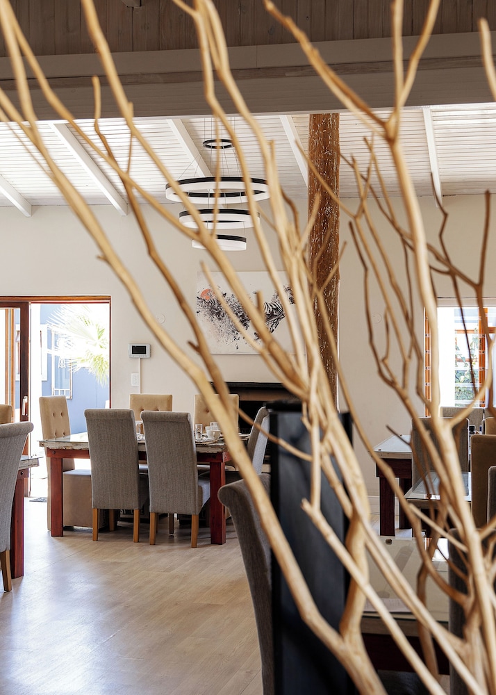 Organic Square Guesthouse 51/65