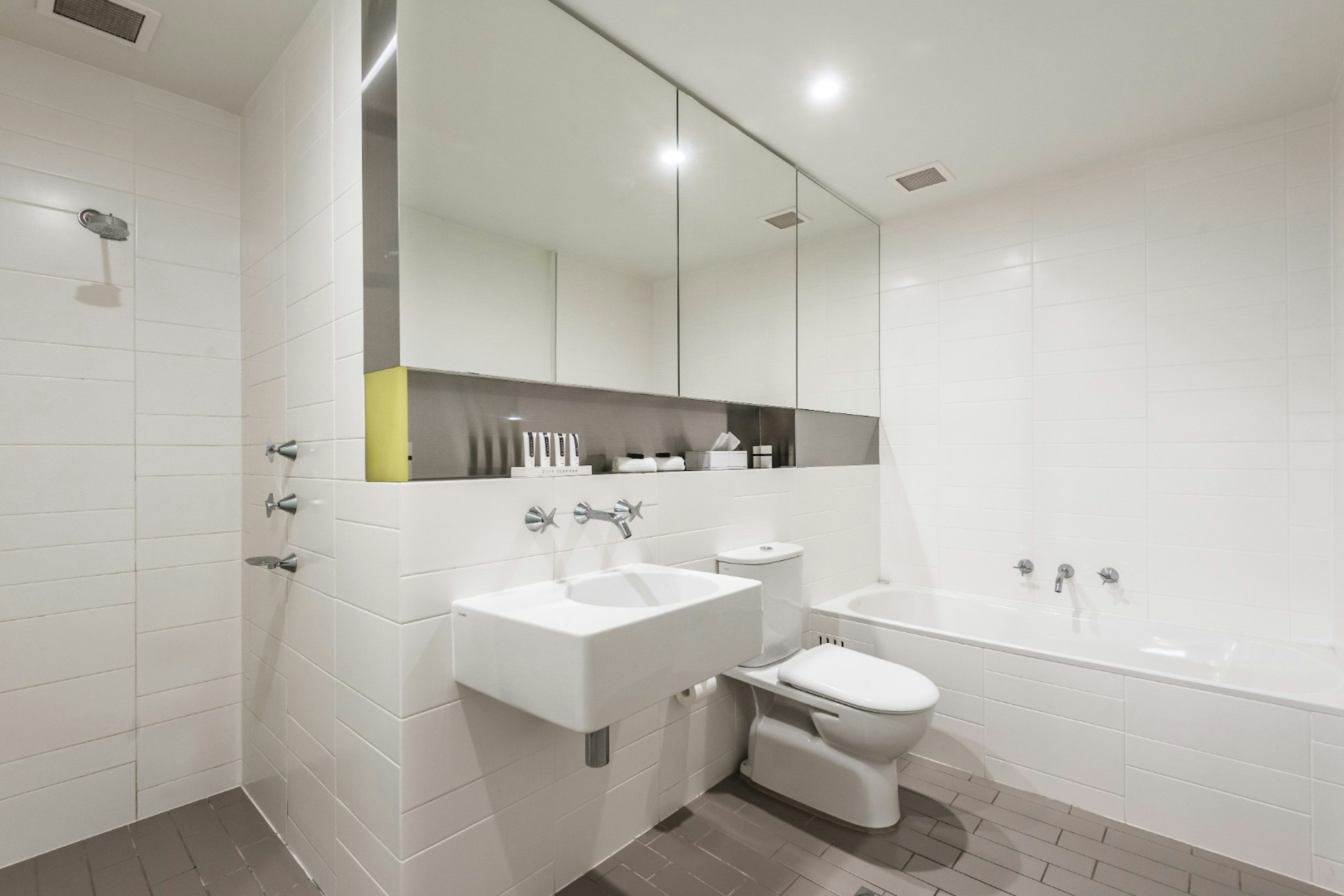 COAST RESORT MERIMBULA 40/43