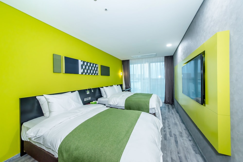 CO-OP CITY HOTEL SEONGSAN 21/71