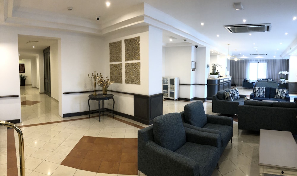 Plaza Regency Hotels 25/50