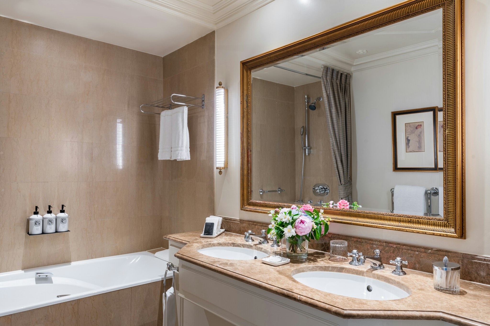 Four Seasons Hotel Des Bergues Geneva 78/83