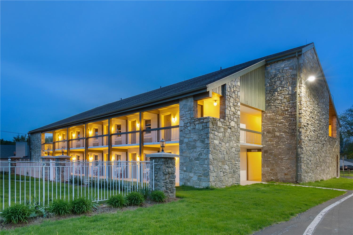 SureStay Studio by Best Western Paradise Lancaster County 10/27