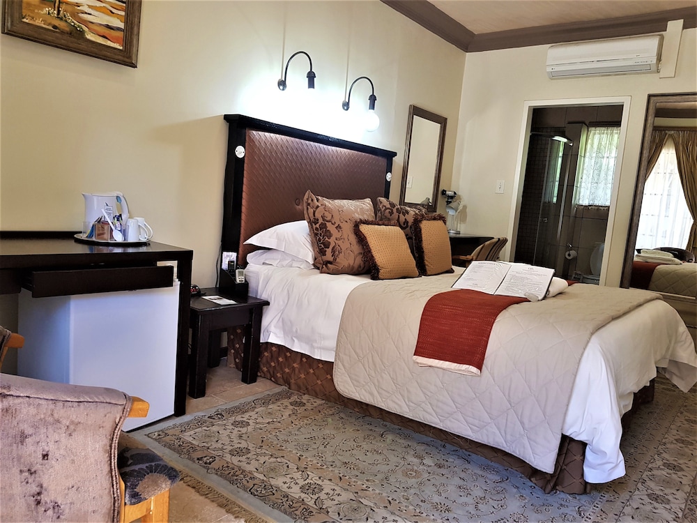 Constantia Manor Guesthouse 13/77