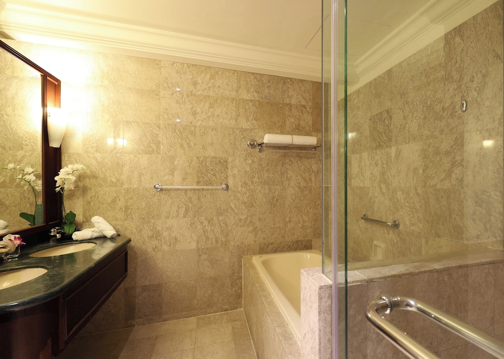 Berjaya Times Square Hotel 52/52