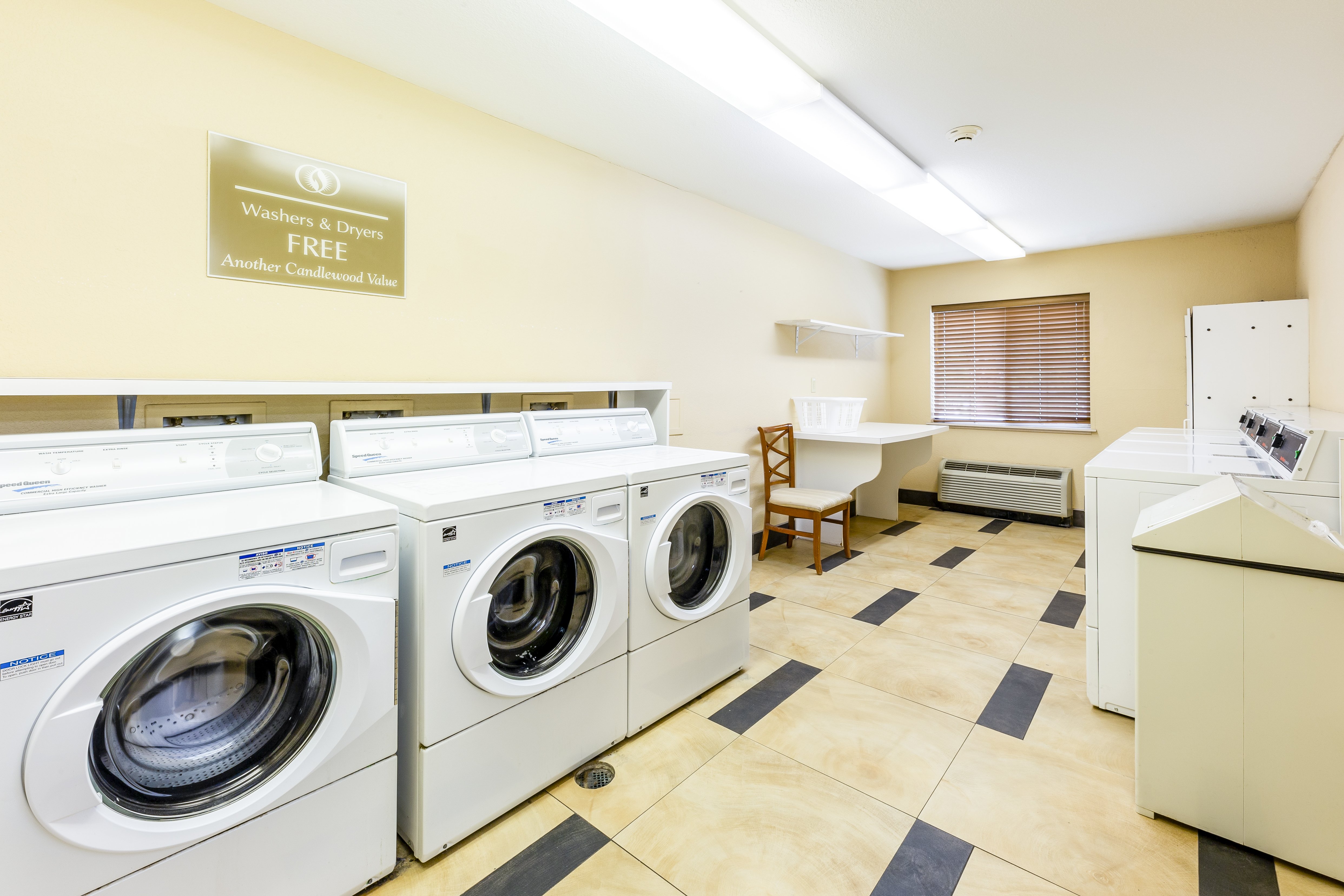 Candlewood Suites Savannah Airport 21/58