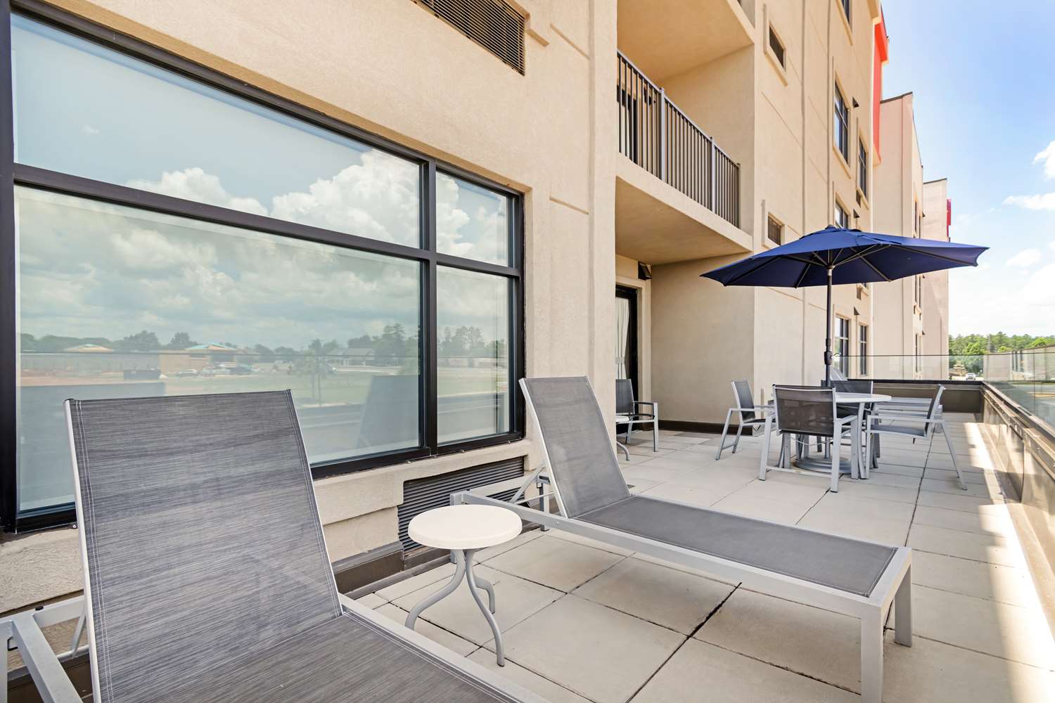 Best Western Plus Executive Residency Rigby's Water World Hotel 17/44