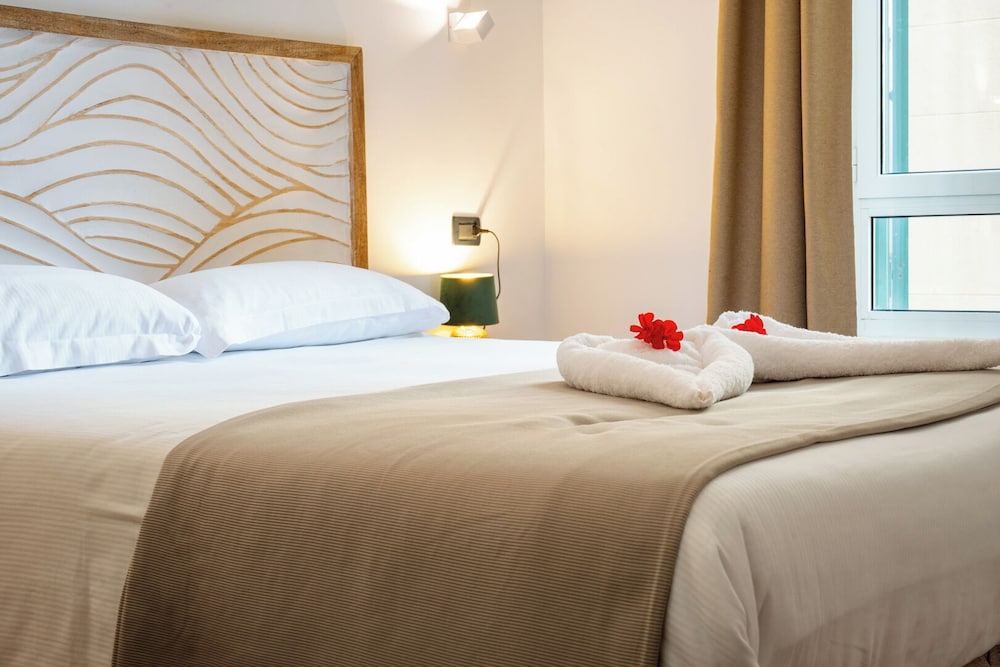 BASIC, DOUBLE BED